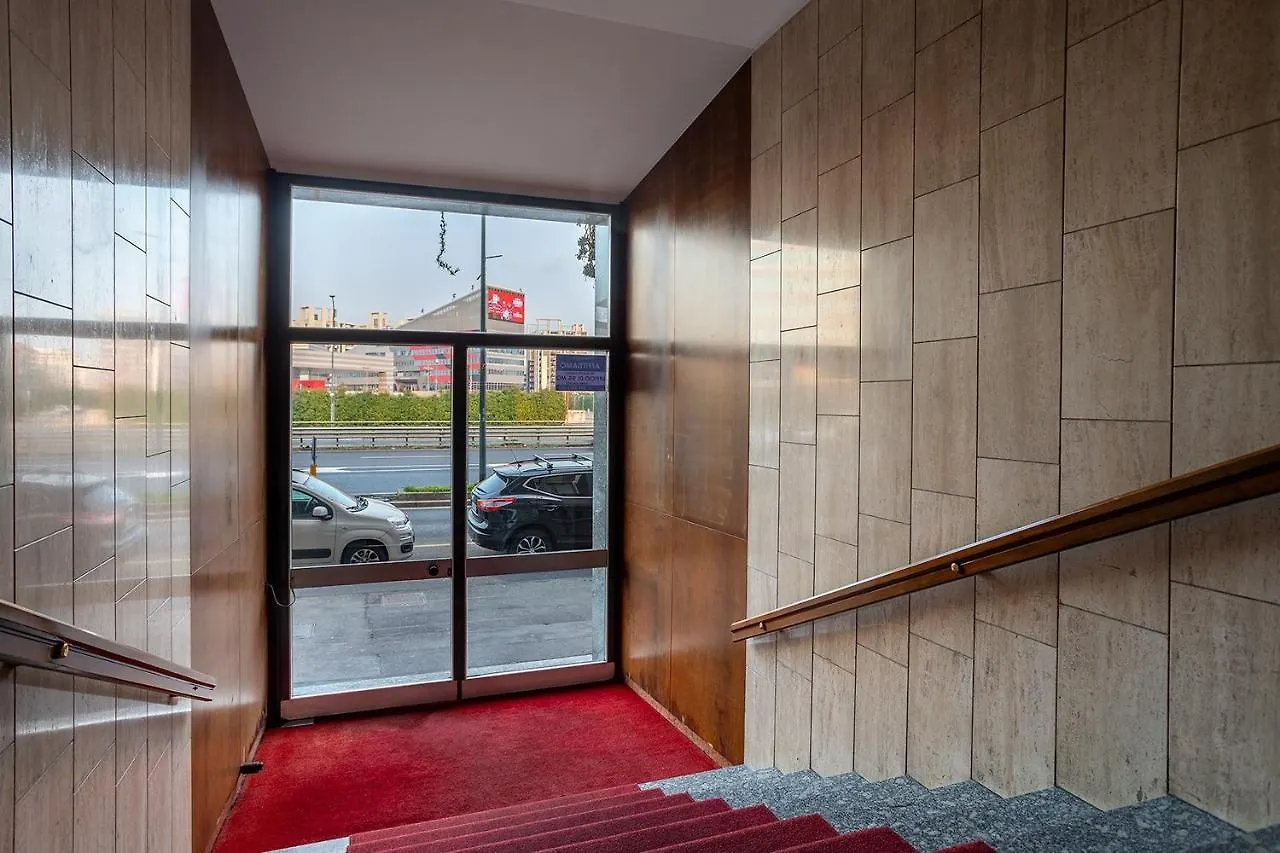 Daire Fiera Milano-City Life ☆☆☆☆☆ Tre Torri House İtalya