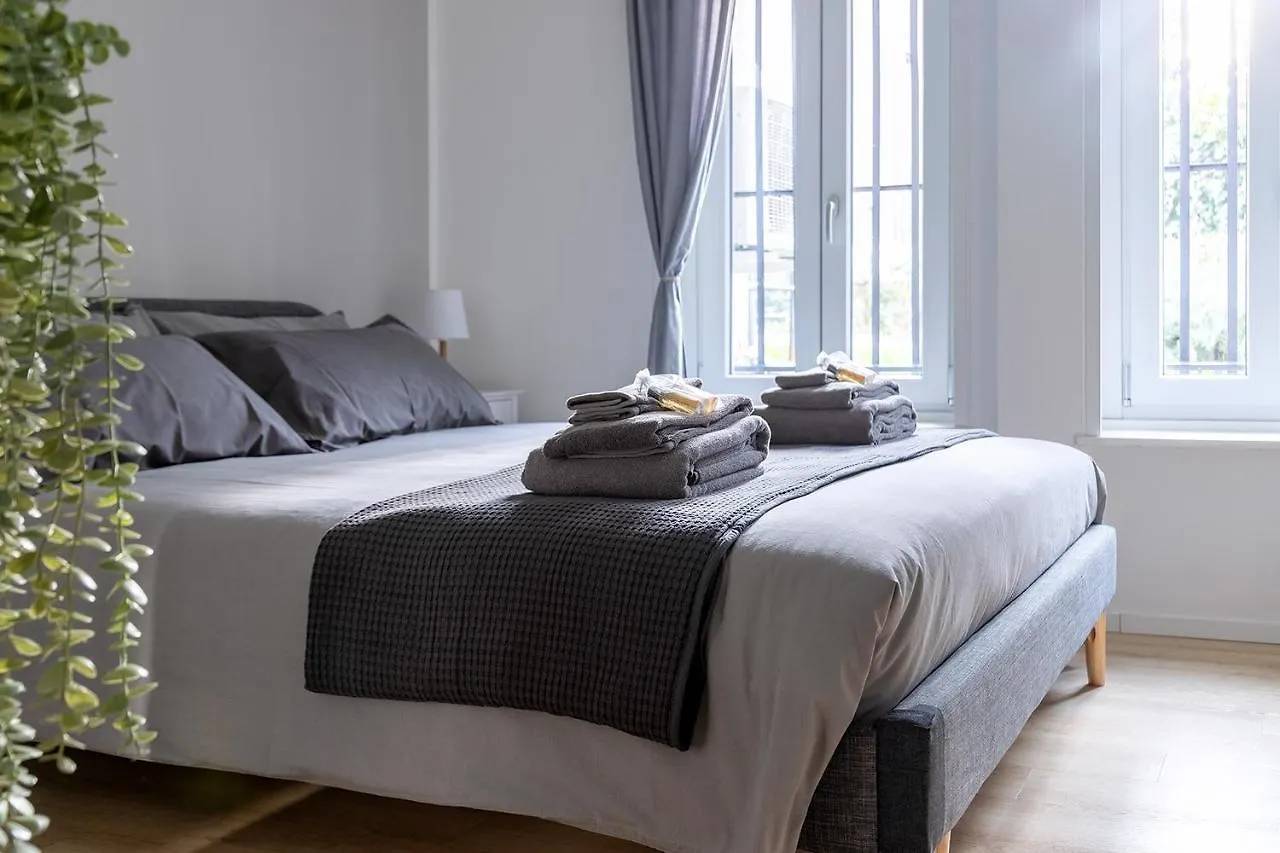 Fiera Milano-City Life ☆☆☆☆☆ Tre Torri House 0*, Milano